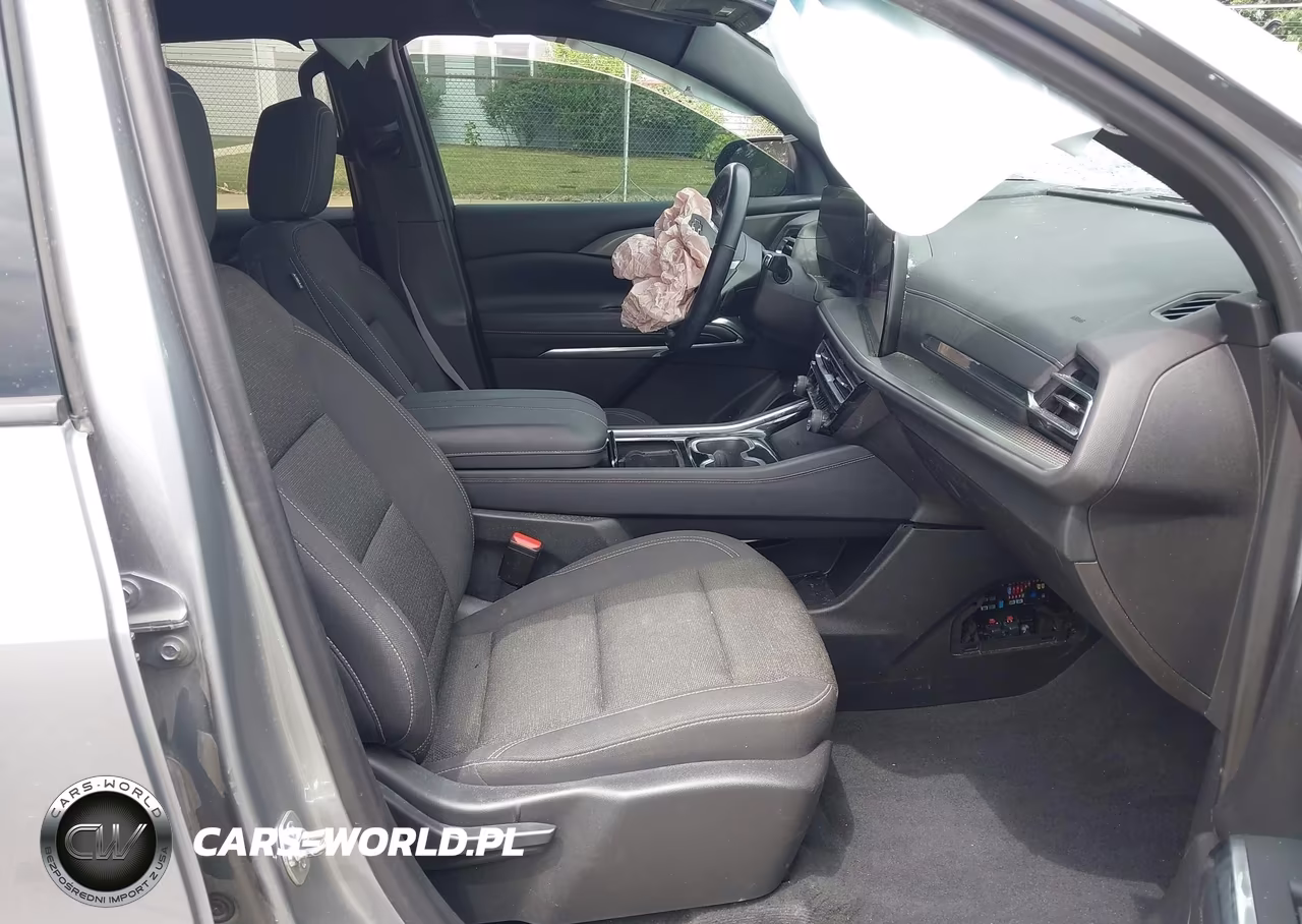 2024 Chevrolet Traverse Awd Ls VIN:1GNEVEKS3RJ179071 - 5