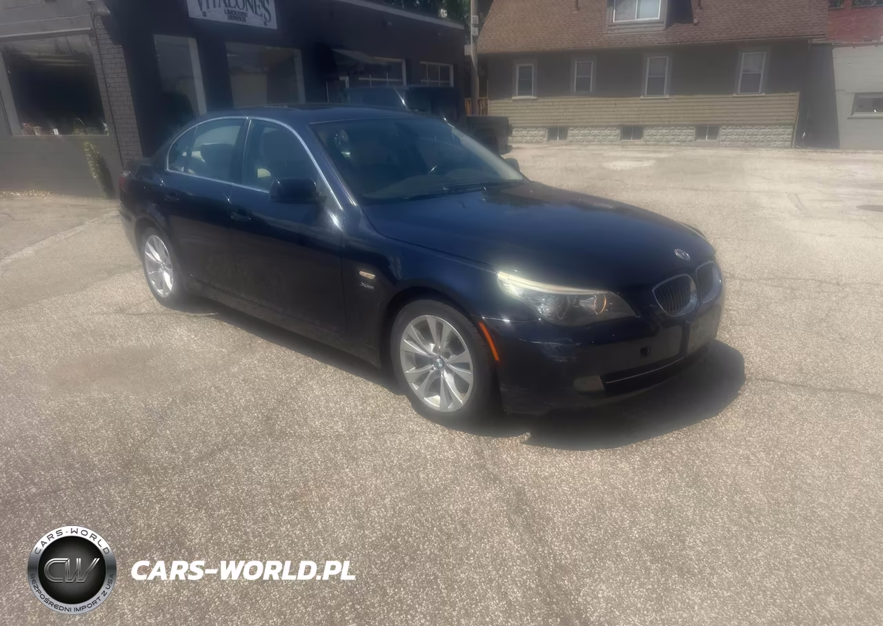 2010 BMW 535I xDrive – zdjęcie 1 z 11