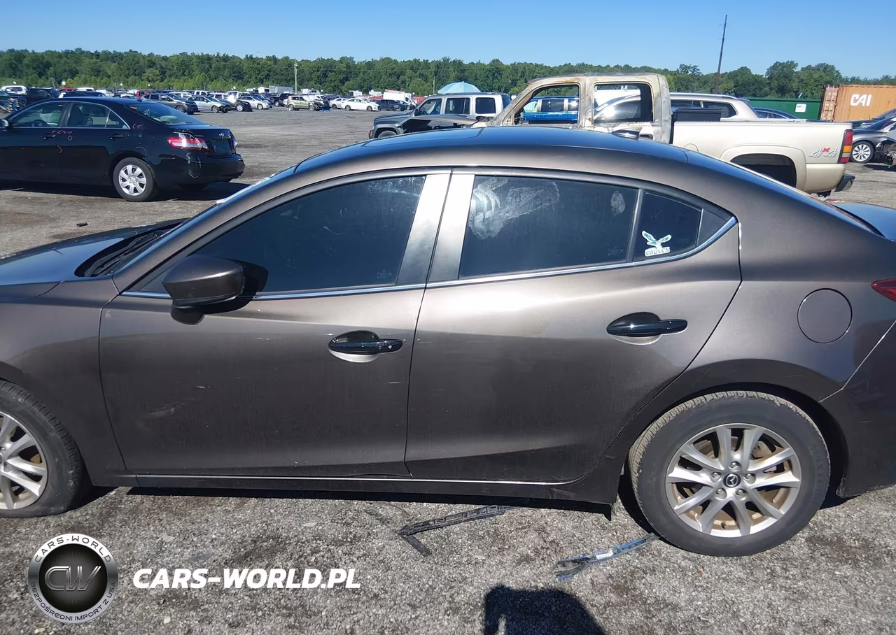 2016 Mazda Mazda3 I Touring VIN:JM1BM1W78G1298437 - 14
