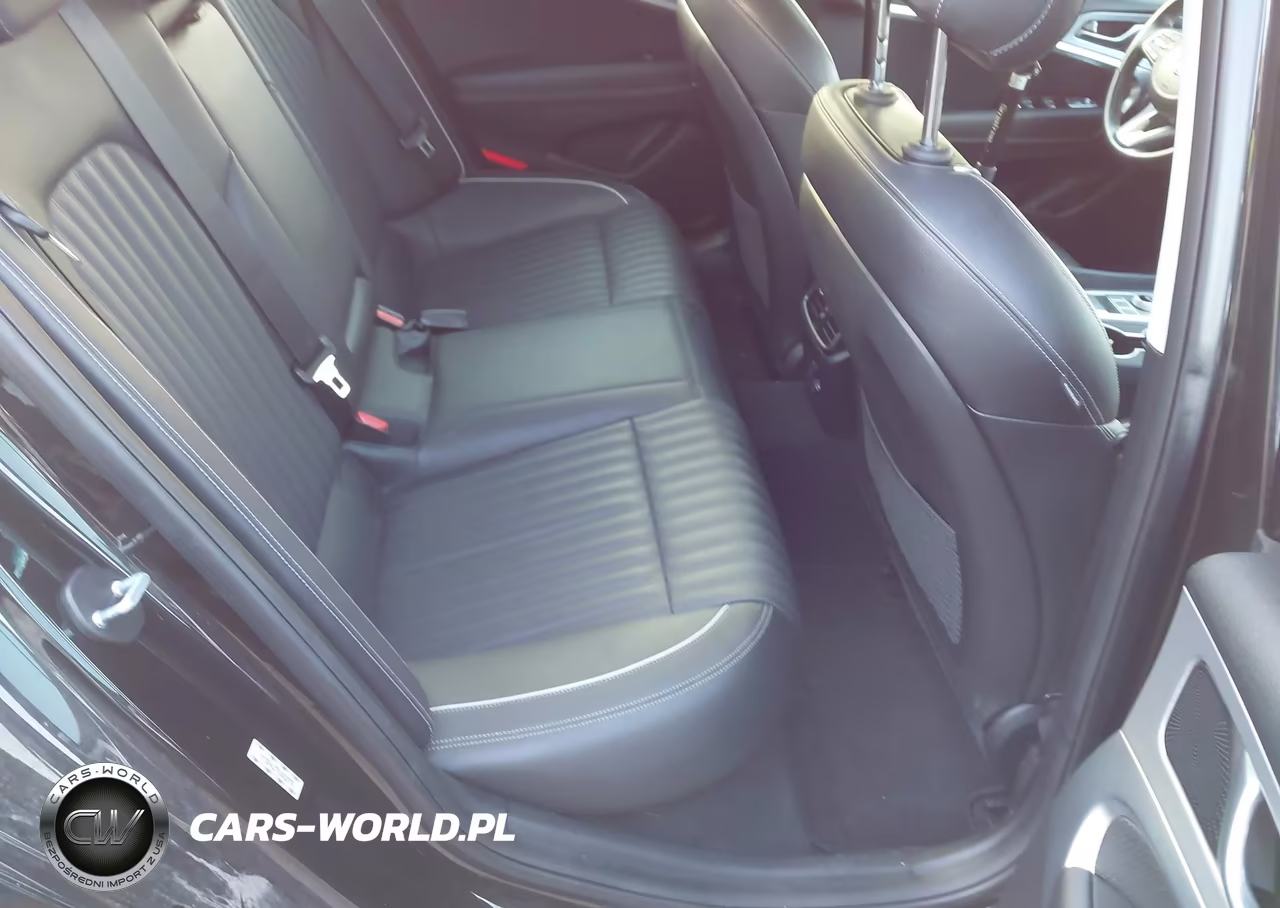 2019 Genesis G70 3.3T Advanced VIN:KMTG54LE7KU022976 - 8
