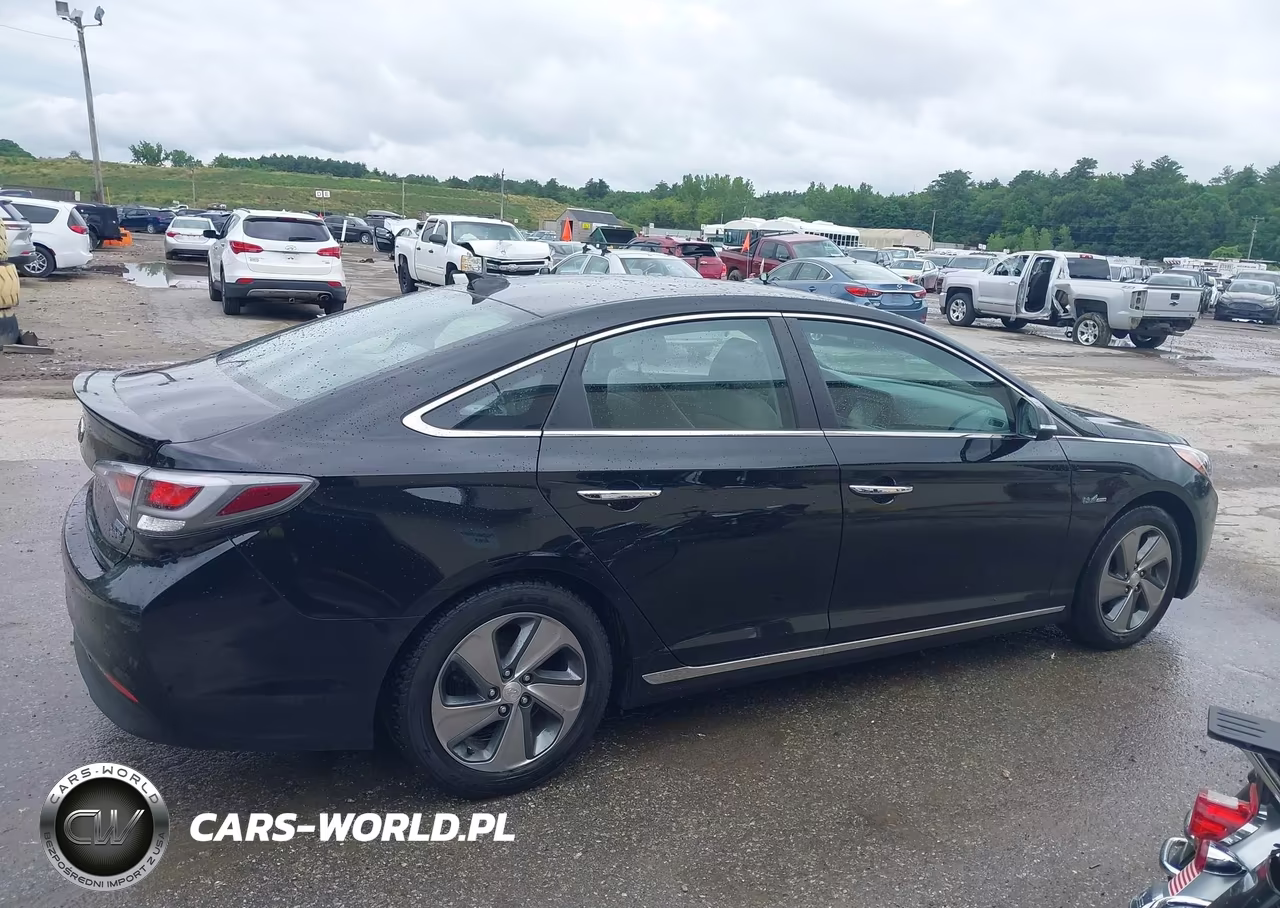 2017 Hyundai Sonata Plug-In Hybrid VIN:KMHE14L22HA066123 - 15