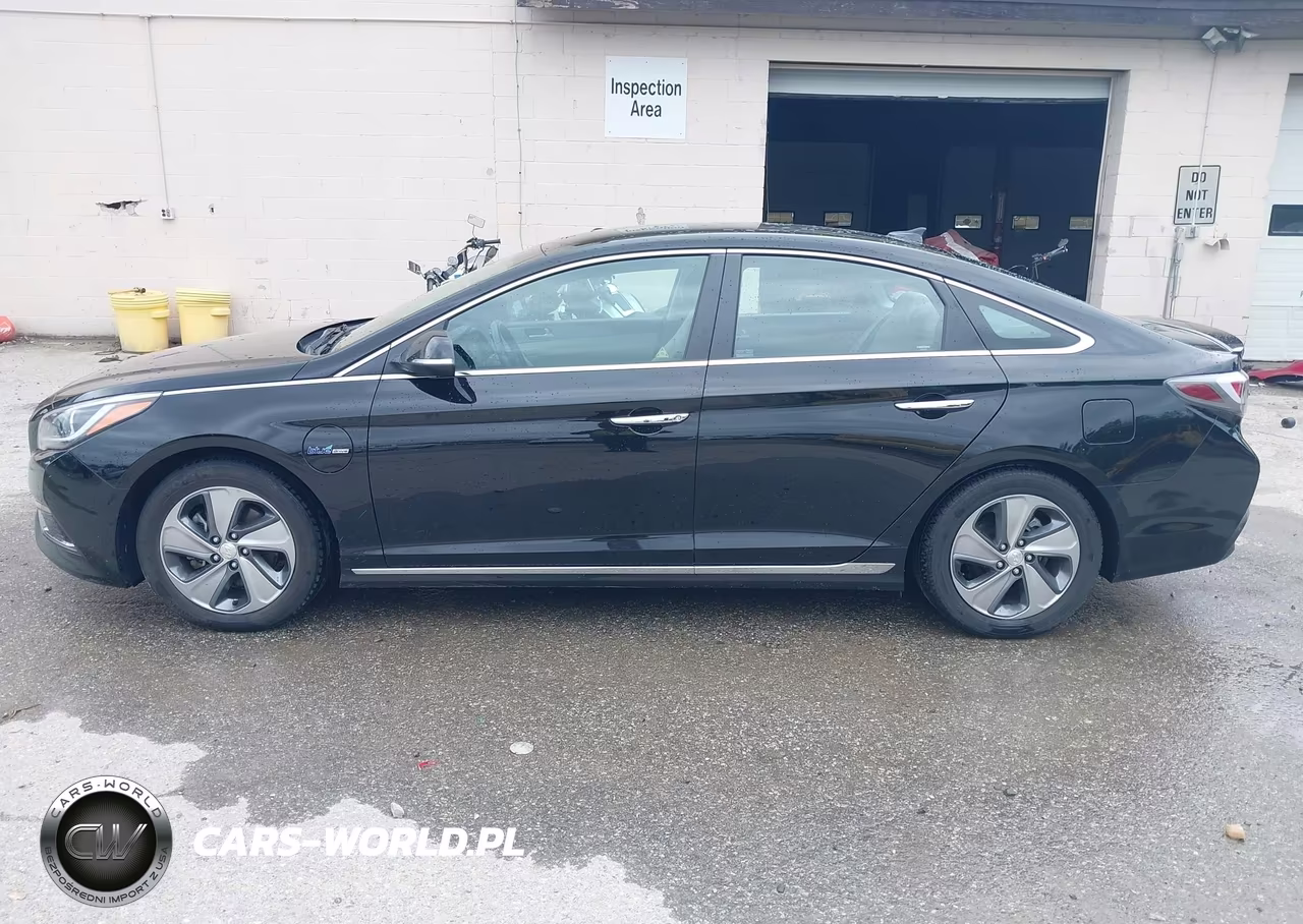 2017 Hyundai Sonata Plug-In Hybrid VIN:KMHE14L22HA066123 - 16