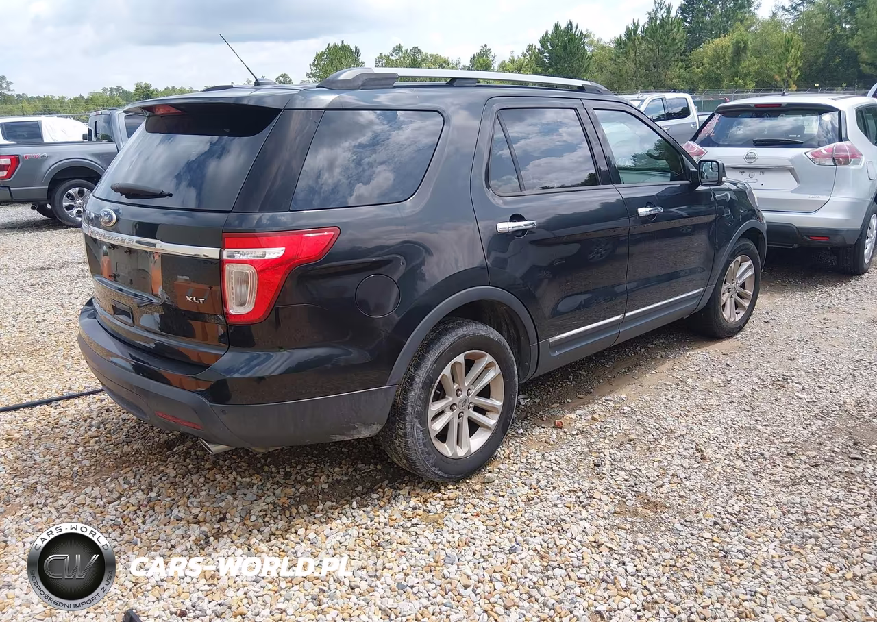 2011 Ford Explorer Xlt VIN:1FMHK7D83BGA45123 - 4
