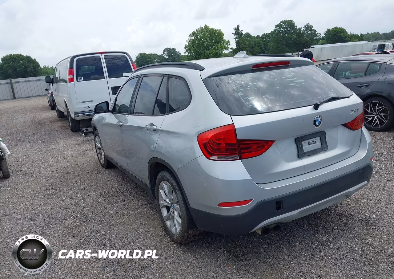 2014 BMW X1 xDrive28I VIN:WBAVL1C53EVY15147 - 3
