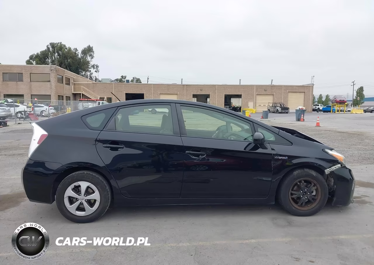 2012 Toyota Prius Two VIN:JTDKN3DU1C5492036 - 13