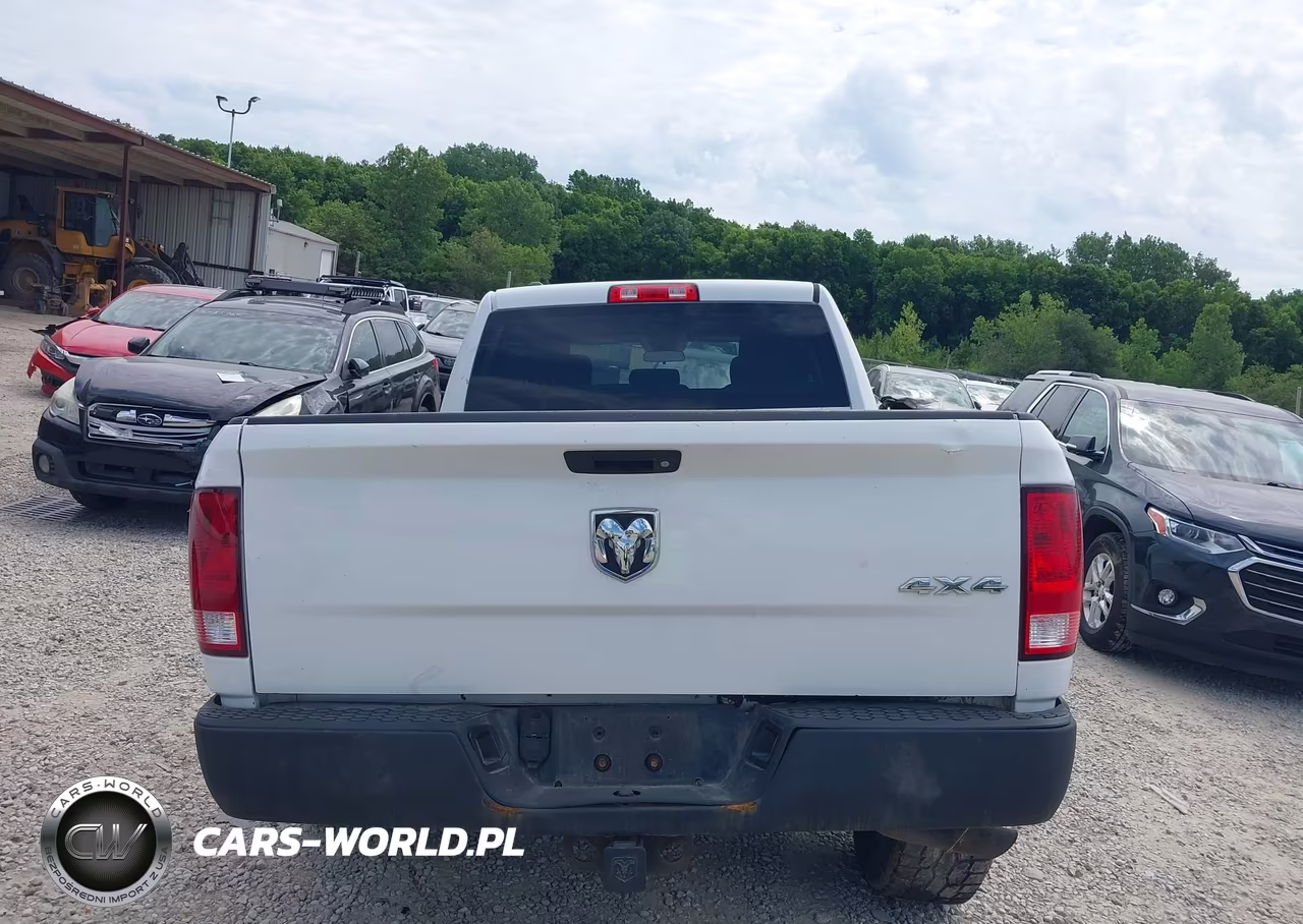 2017 Ram 1500 Express 4X4 6'4 Box VIN:1C6RR7FG2HS712317 - 17