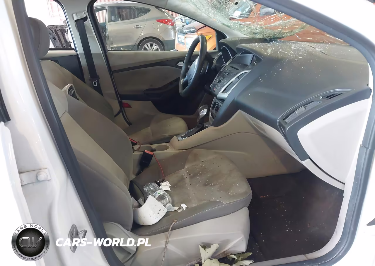 2013 Ford Focus Se VIN:1FADP3F22DL216840 - 5