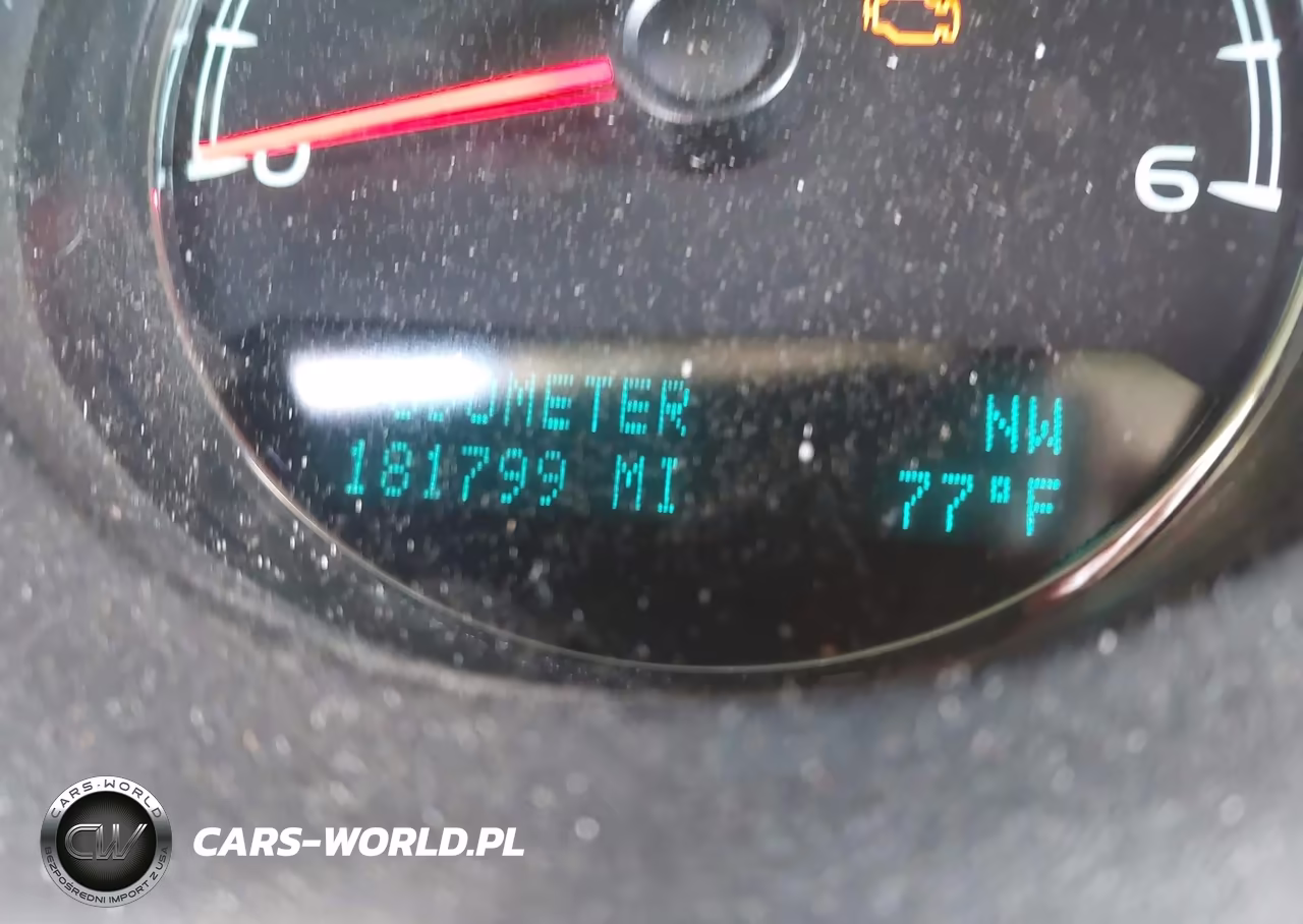 2013 Chevrolet Suburban Ls VIN:1GNSKHE72DR227741 - 15