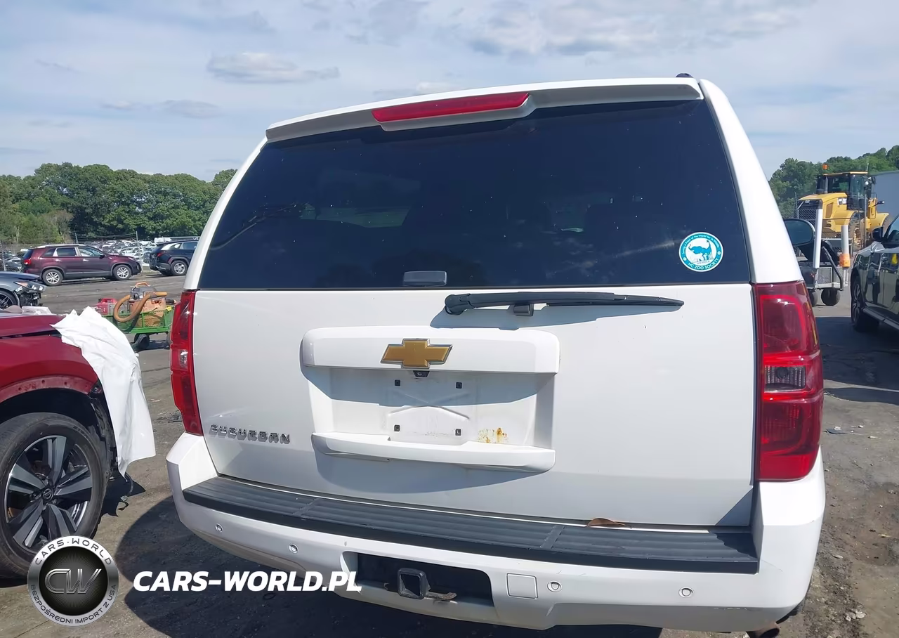 2013 Chevrolet Suburban Ls VIN:1GNSKHE72DR227741 - 16