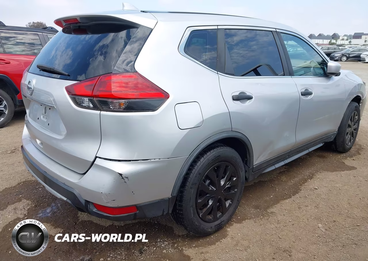 2017 Nissan Rogue S VIN:JN8AT2MT4HW136754 - 4