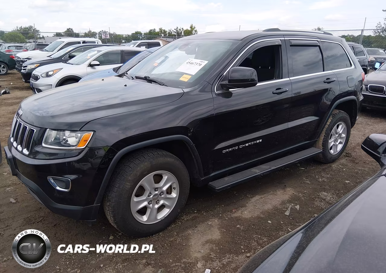 2015 Jeep Grand Cherokee Laredo VIN:1C4RJFAG1FC897324 - 2
