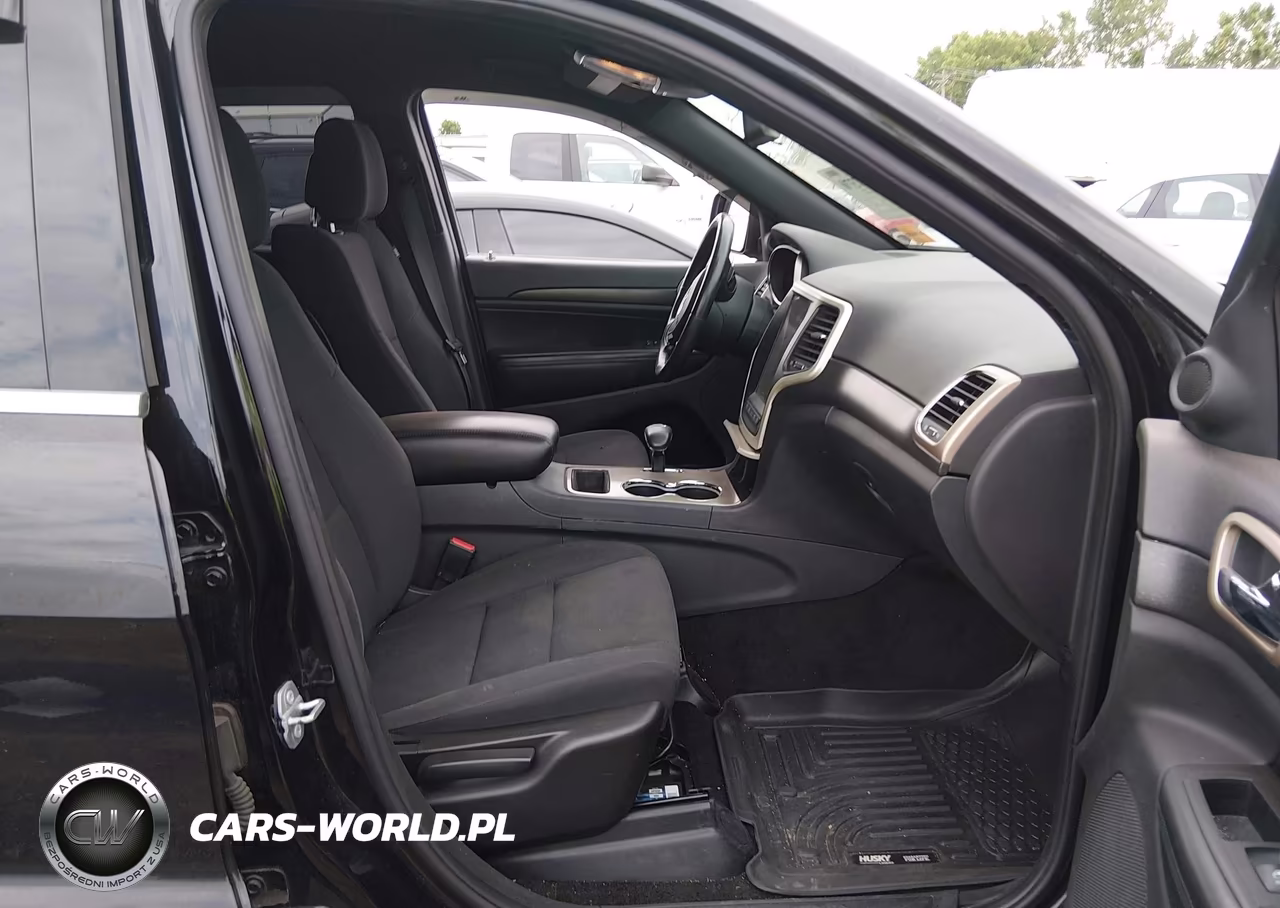 2015 Jeep Grand Cherokee Laredo VIN:1C4RJFAG1FC897324 - 5