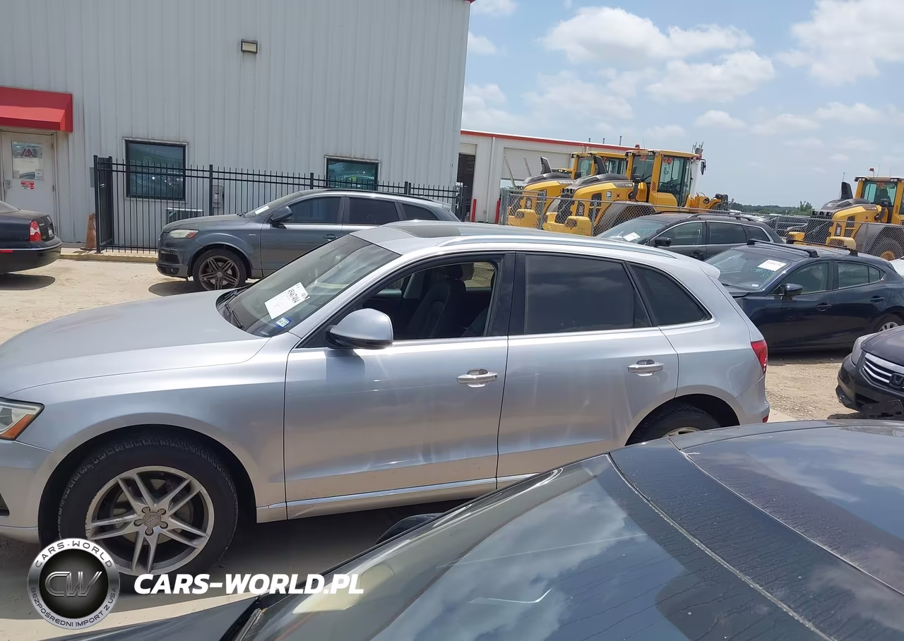 2016 Audi Q5 2.0T Premium VIN:WA1L2AFP8GA093849 - 14