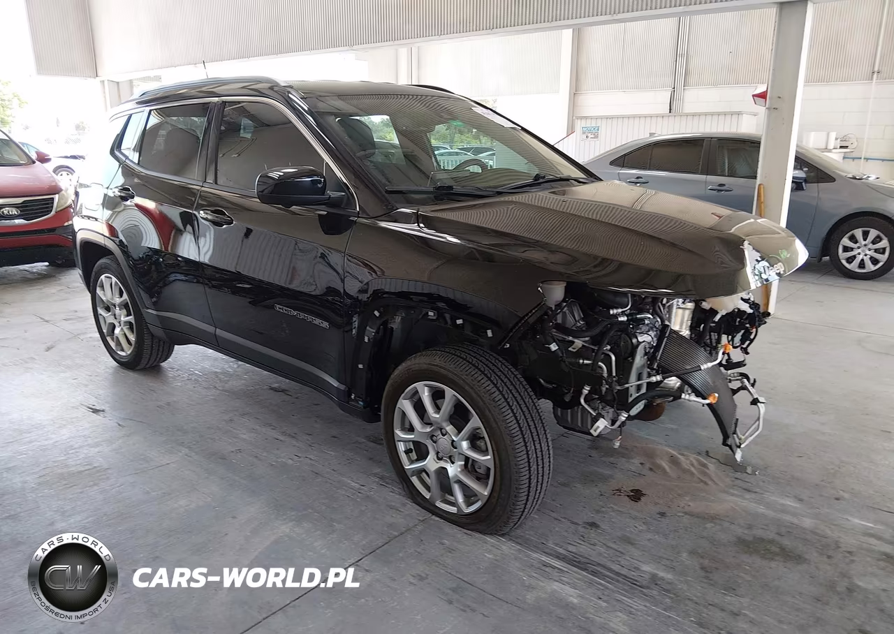 2024 Jeep Compass Latitude Lux Fwd – zdjęcie 1 z 17