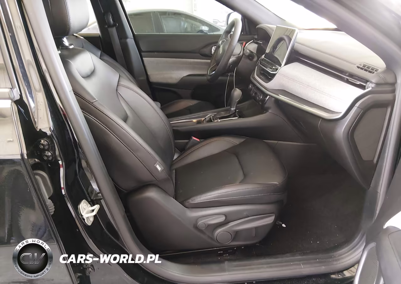 2024 Jeep Compass Latitude Lux Fwd VIN:3C4NJDFN5RT140929 - 5