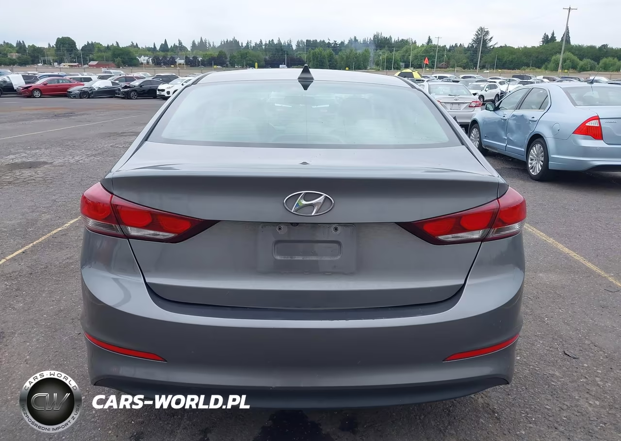 2018 Hyundai Elantra Sel VIN:5NPD84LF9JH300822 - 16