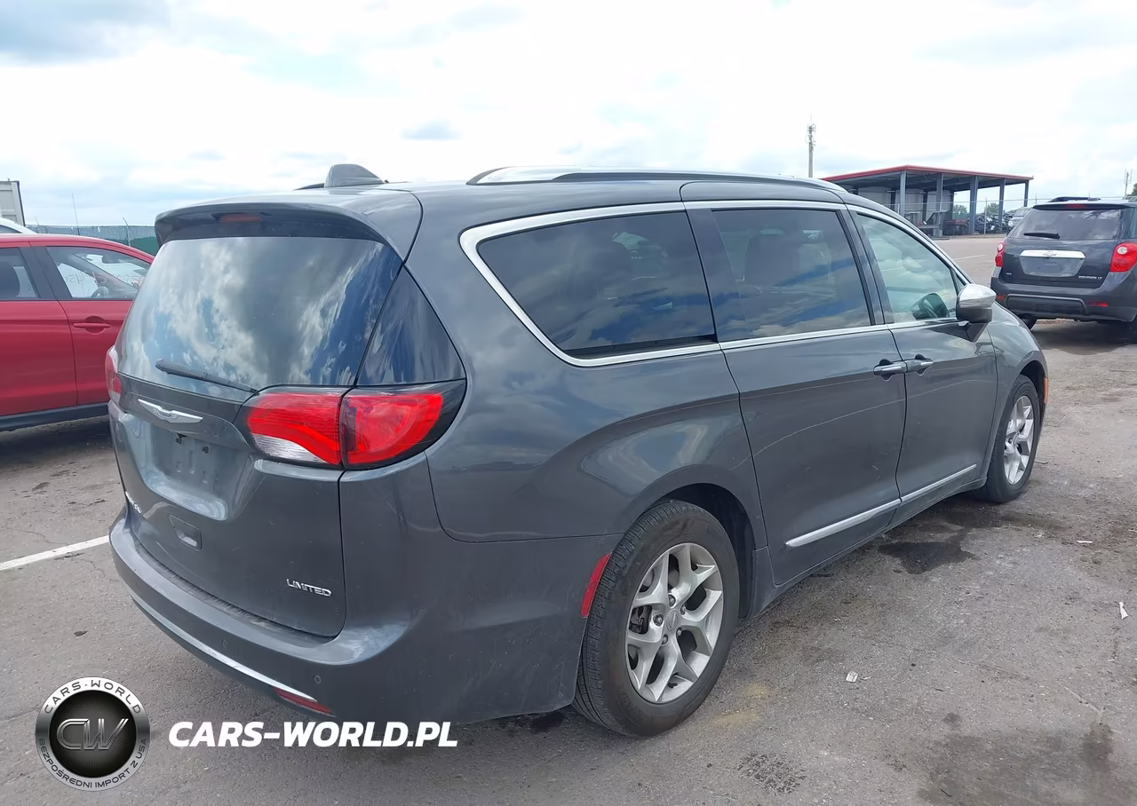 2019 Chrysler Pacifica Limited VIN:2C4RC1GG2KR551594 - 4