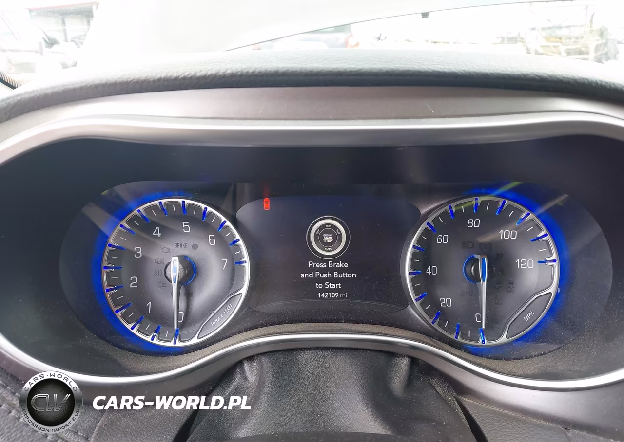 2019 Chrysler Pacifica Limited VIN:2C4RC1GG2KR551594 - 7