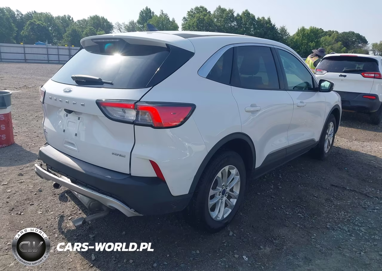 2021 Ford Escape Se VIN:1FMCU9G63MUB18313 - 4