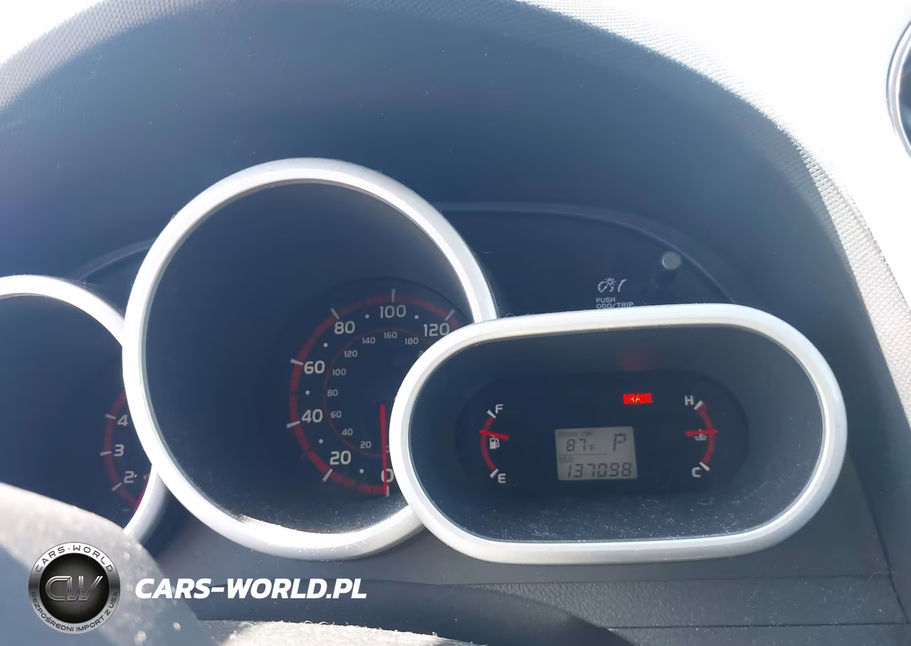 2010 Toyota Matrix VIN:2T1KU4EE2AC262912 - 7