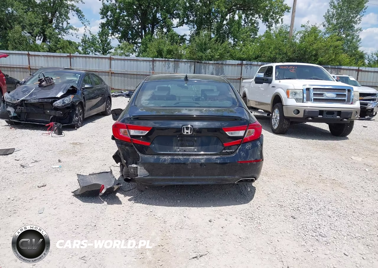 2018 Honda Accord Sport VIN:1HGCV1F37JA174697 - 16