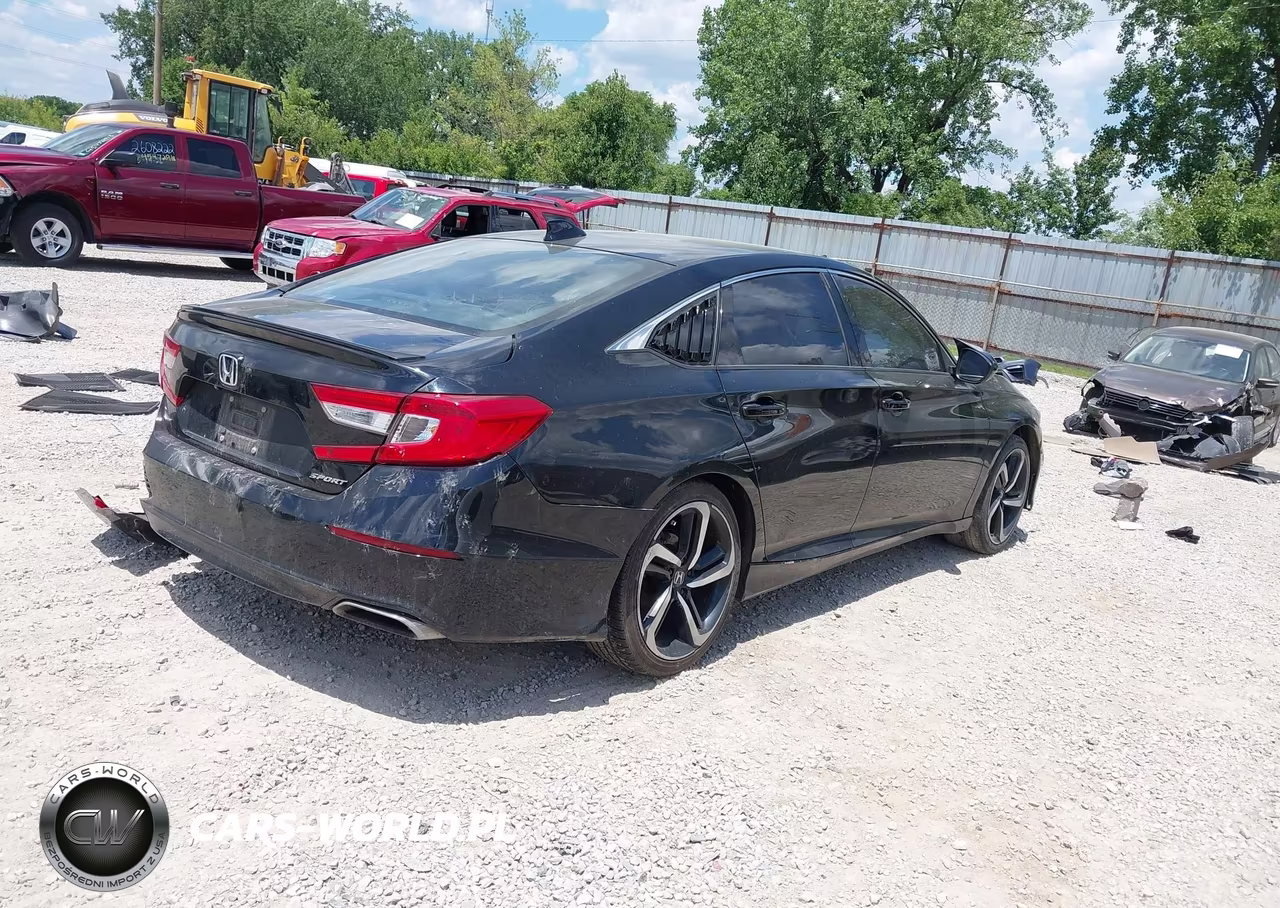 2018 Honda Accord Sport VIN:1HGCV1F37JA174697 - 4