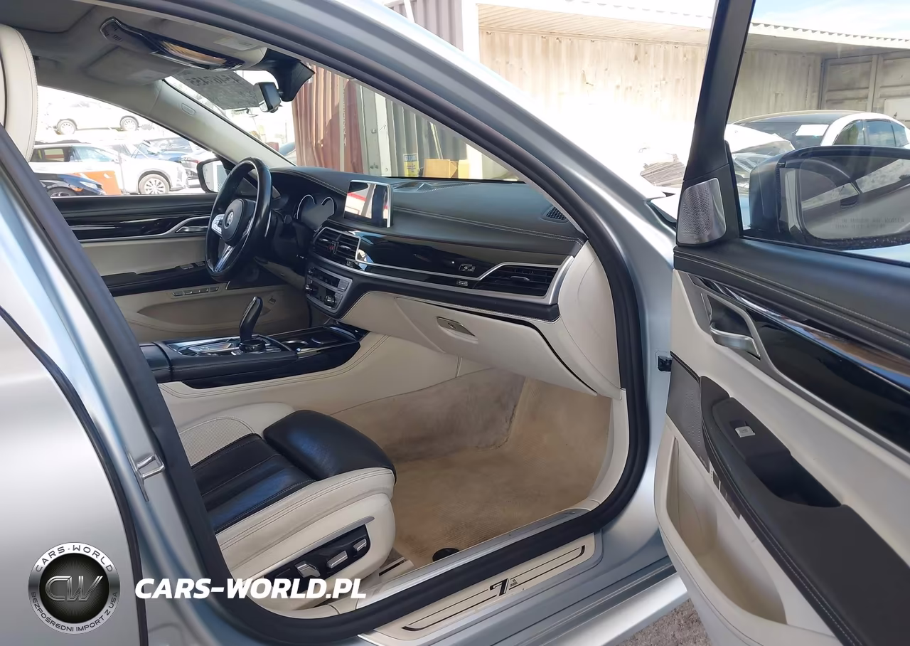 2018 BMW M760I xDrive VIN:WBA7H6C52JG614930 - 5