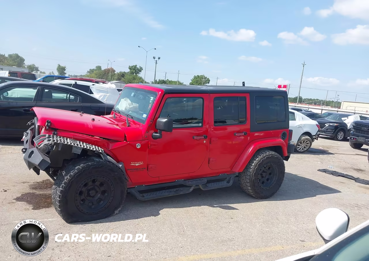 2015 Jeep Wrangler Unlimited Sahara VIN:1C4BJWEG3FL768111 - 15