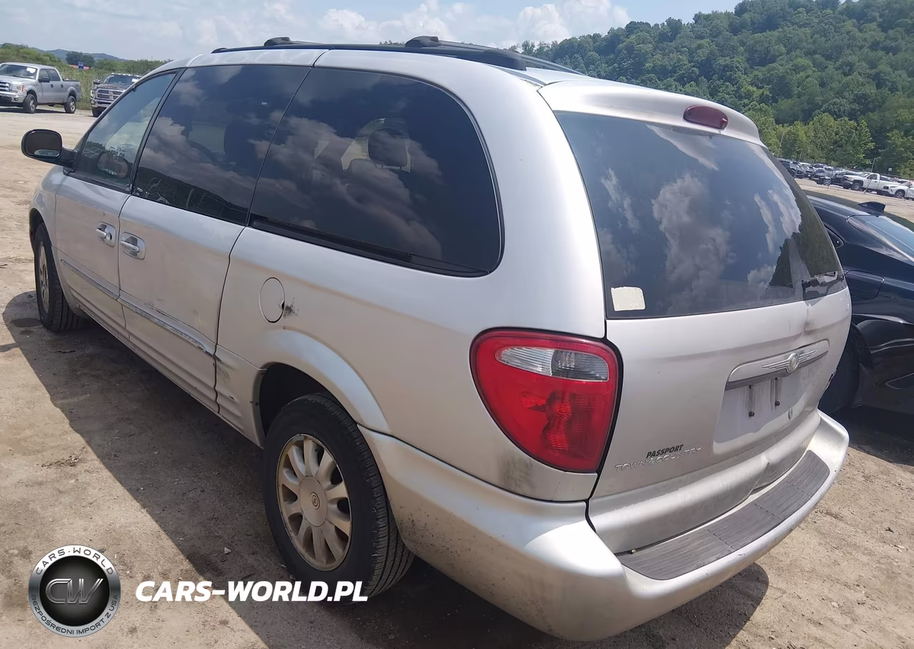 2003 Chrysler Town & Country Lxi VIN:2C8GP54L13R225662 - 3