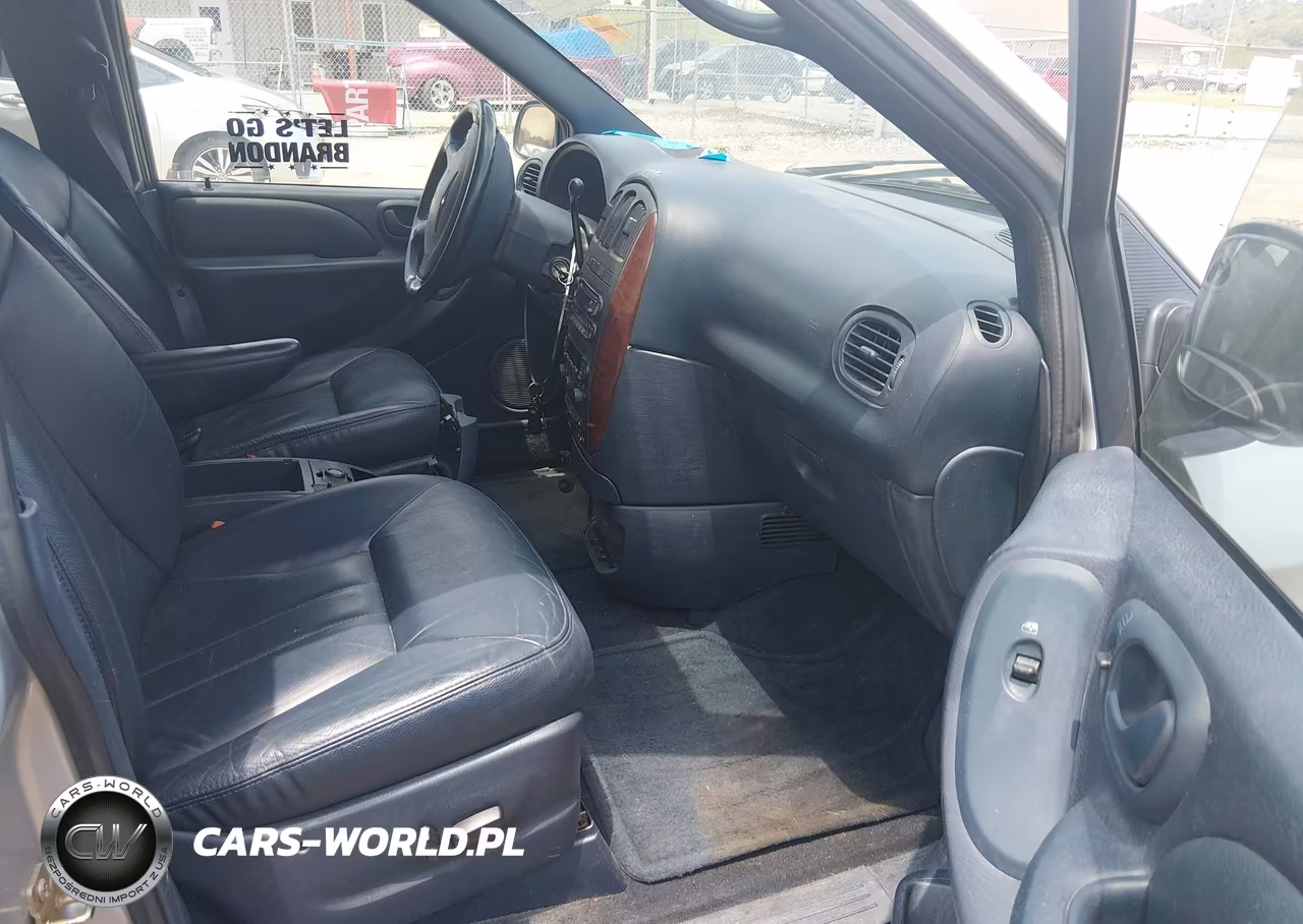 2003 Chrysler Town & Country Lxi VIN:2C8GP54L13R225662 - 5