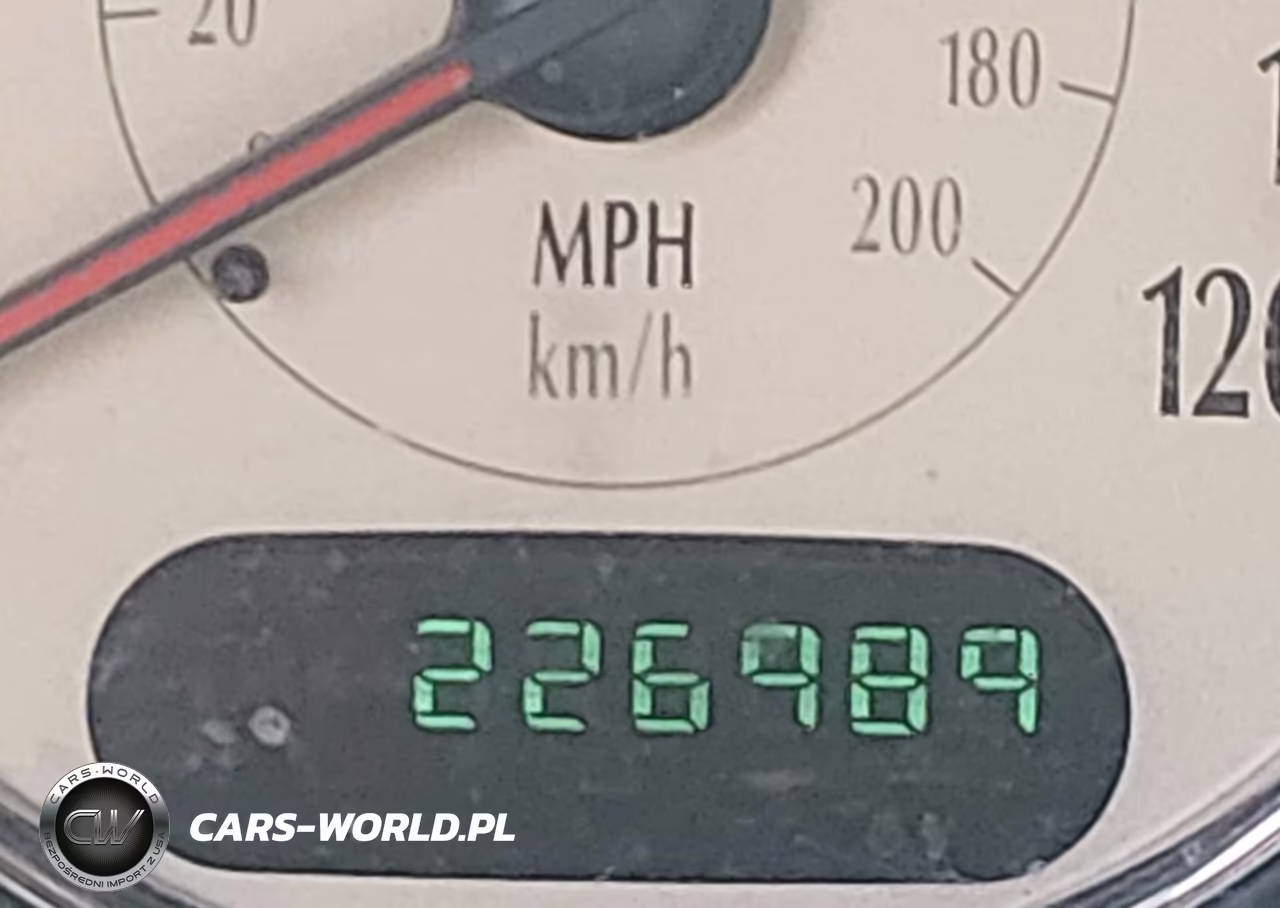 2003 Chrysler Town & Country Lxi VIN:2C8GP54L13R225662 - 6