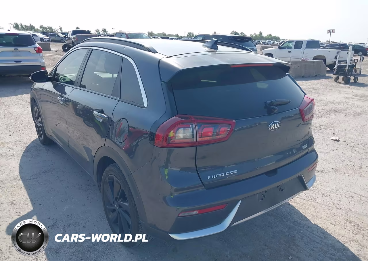 2019 Kia Niro S Touring VIN:KNDCC3LCXK5275974 - 3