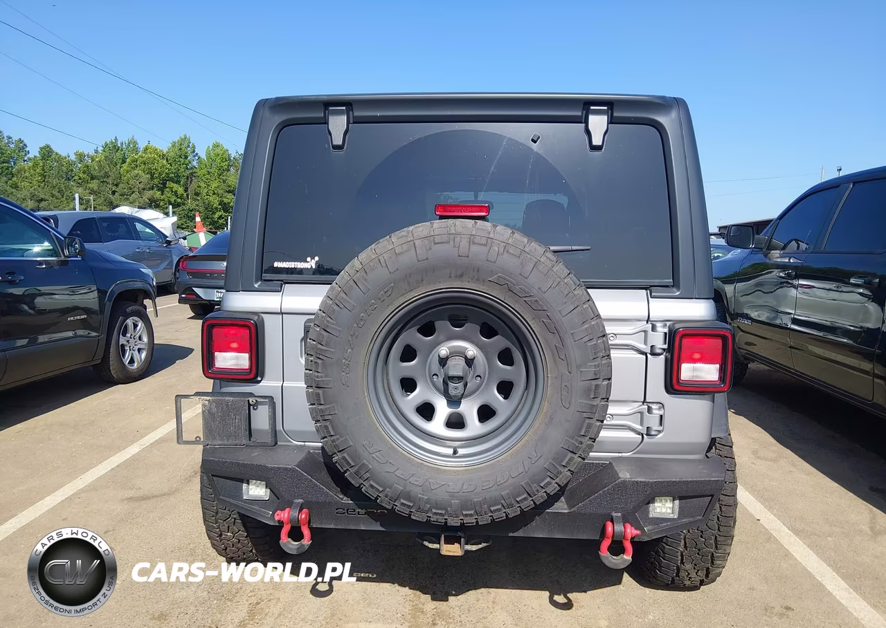 2021 Jeep Wrangler Unlimited Sport S 4X4 VIN:1C4HJXDN9MW525446 - 17