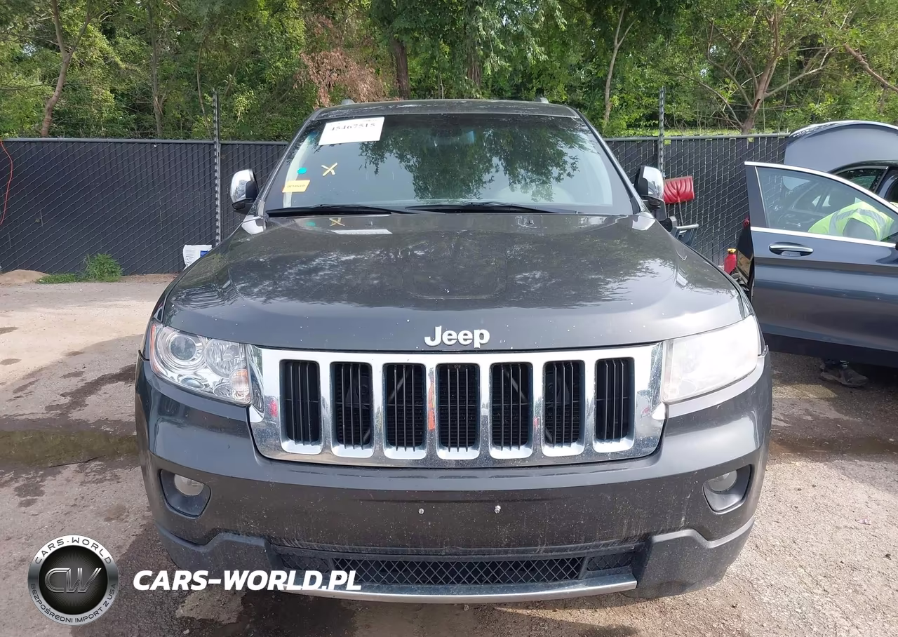 2011 Jeep Grand Cherokee Limited VIN:1J4RR5GG2BC631745 - 12