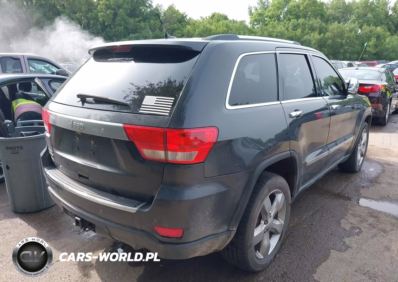 2011 Jeep Grand Cherokee Limited VIN:1J4RR5GG2BC631745 - 4