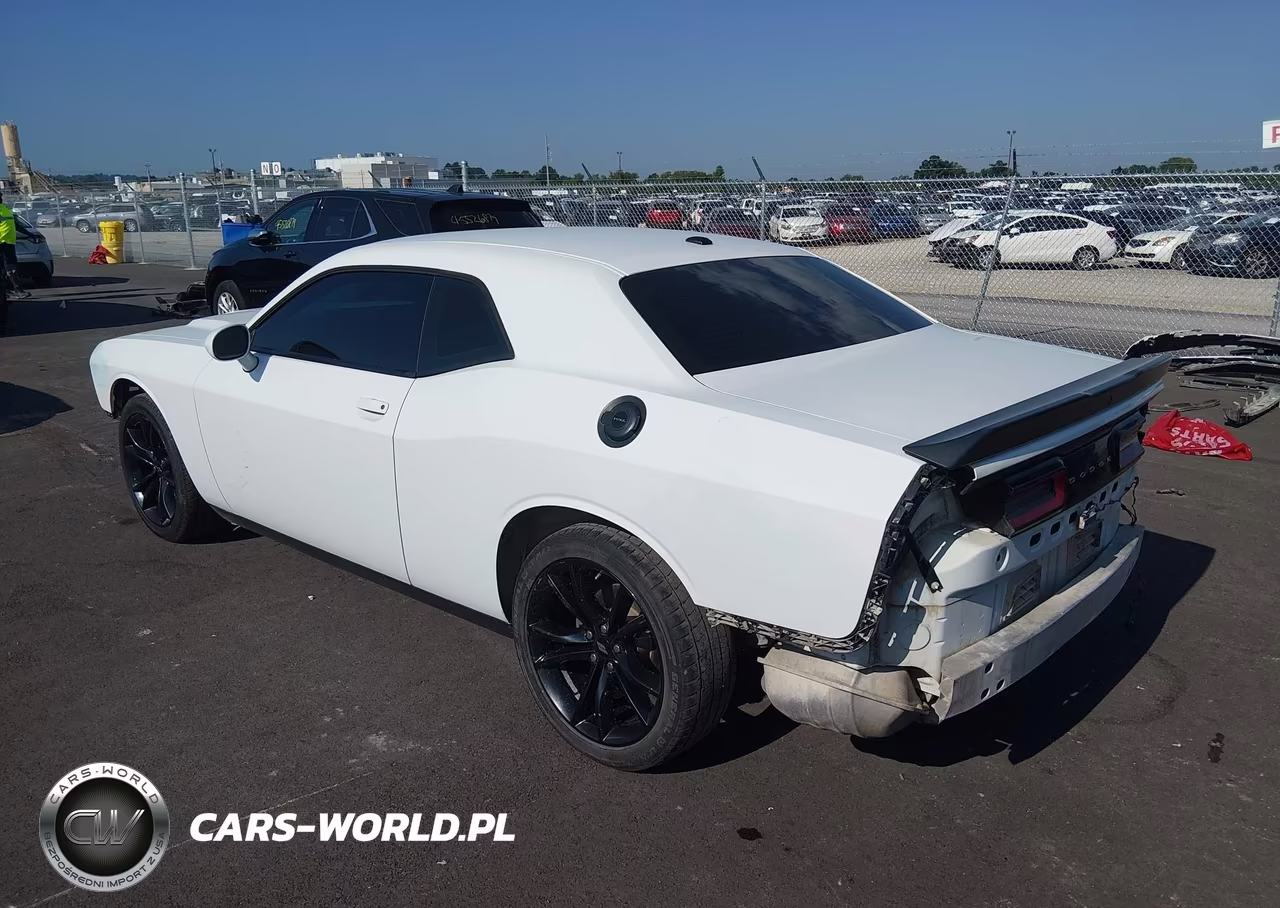 2018 Dodge Challenger Sxt VIN:2C3CDZAGXJH251580 - 3