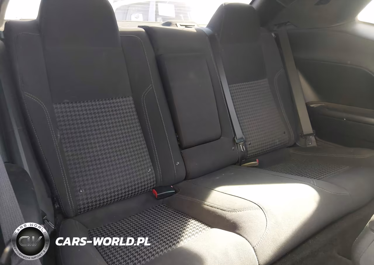 2018 Dodge Challenger Sxt VIN:2C3CDZAGXJH251580 - 8