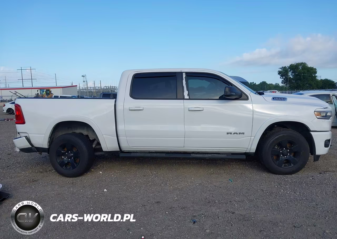 2025 Ram 1500 VIN:1C6SRFFP5SN551558 - 12