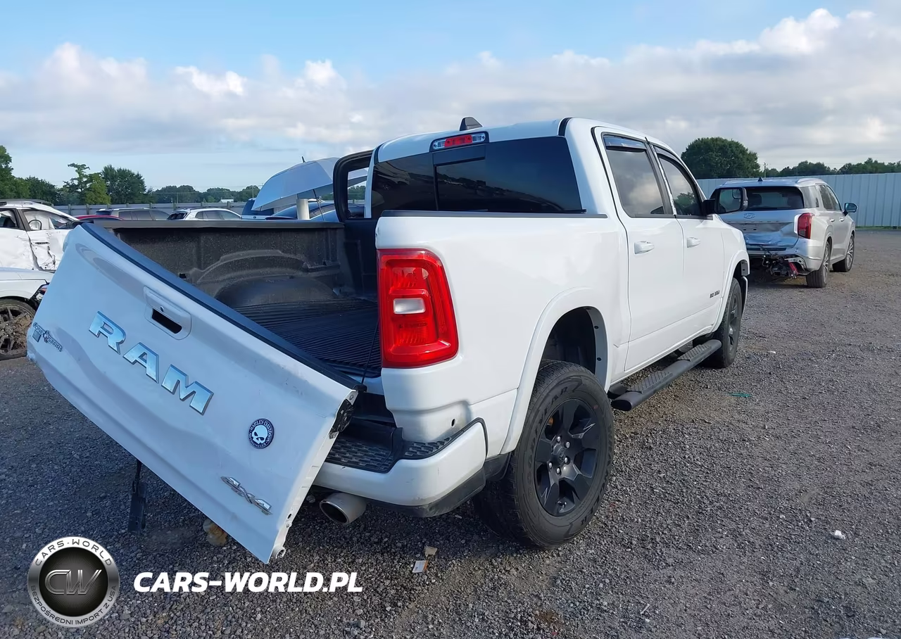 2025 Ram 1500 VIN:1C6SRFFP5SN551558 - 4