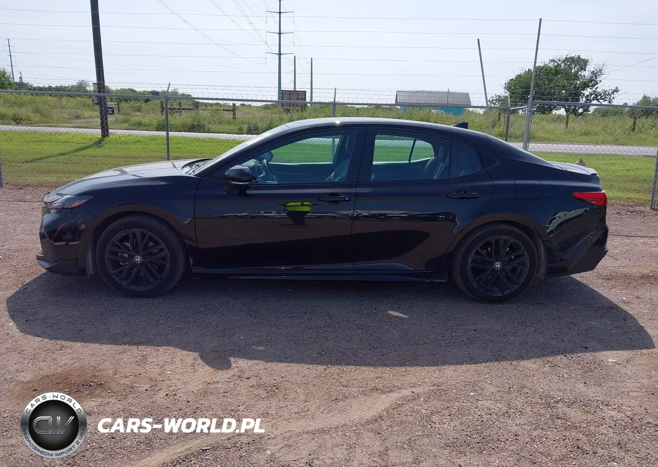2026 Toyota Camry Se VIN:4T1DAACK4TU661749 - 15
