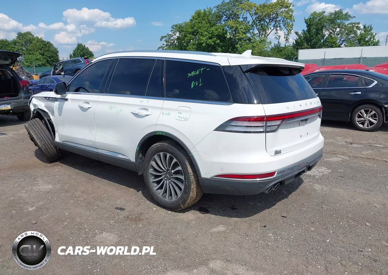 2020 Lincoln Aviator Reserve VIN:5LM5J7XC5LGL18471 - 3