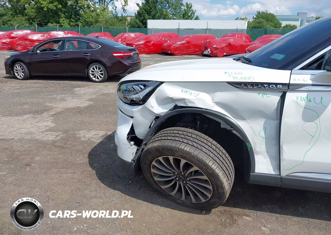 2020 Lincoln Aviator Reserve VIN:5LM5J7XC5LGL18471 - 6