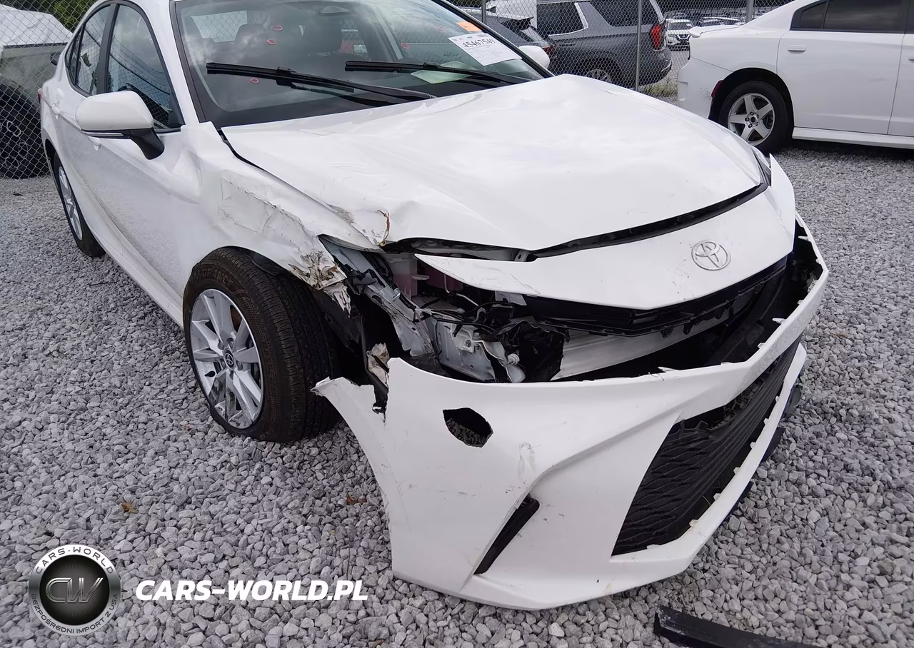2025 Toyota Camry Le VIN:4T1DAACK7SU047079 - 6