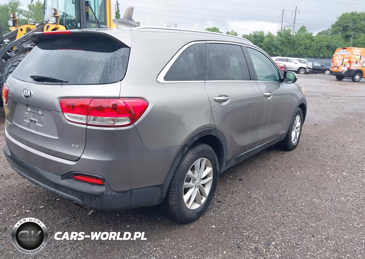 2016 Kia Sorento 3.3L Lx VIN:5XYPGDA54GG178591 - 4