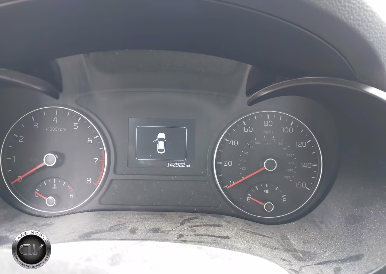 2017 Kia Optima Lx VIN:5XXGT4L31HG156643 - 7