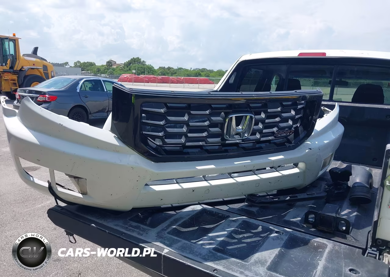 2012 Honda Ridgeline Sport VIN:5FPYK1F77CB453343 - 12