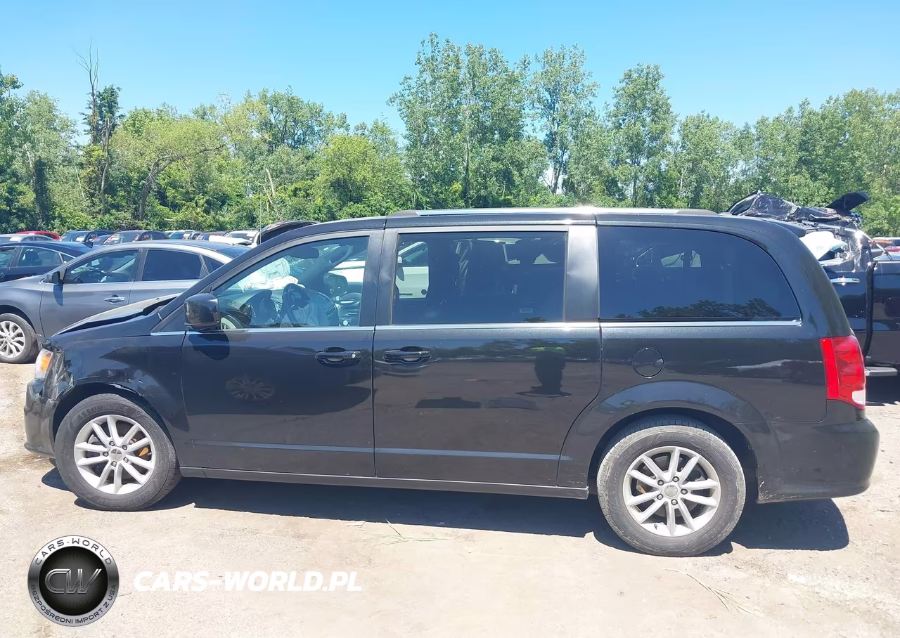 2018 Dodge Grand Caravan Sxt VIN:2C4RDGCG7JR184020 - 13