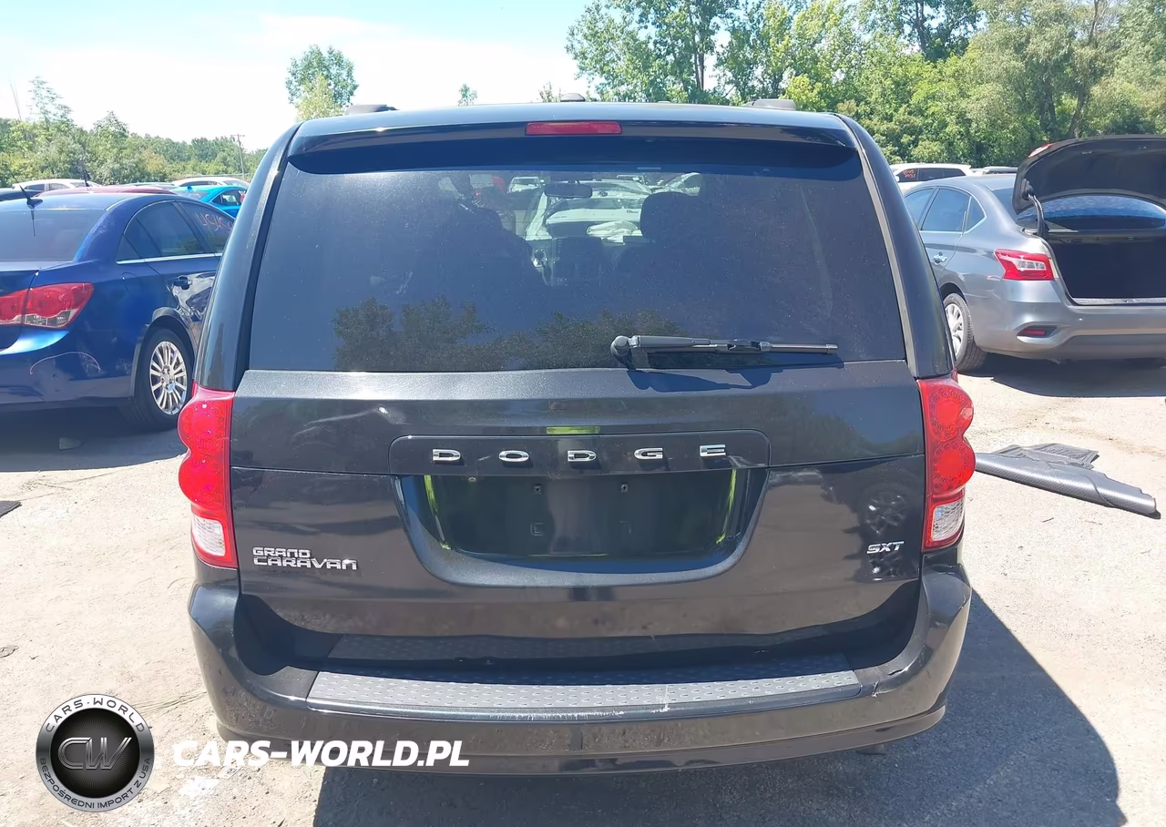 2018 Dodge Grand Caravan Sxt VIN:2C4RDGCG7JR184020 - 15