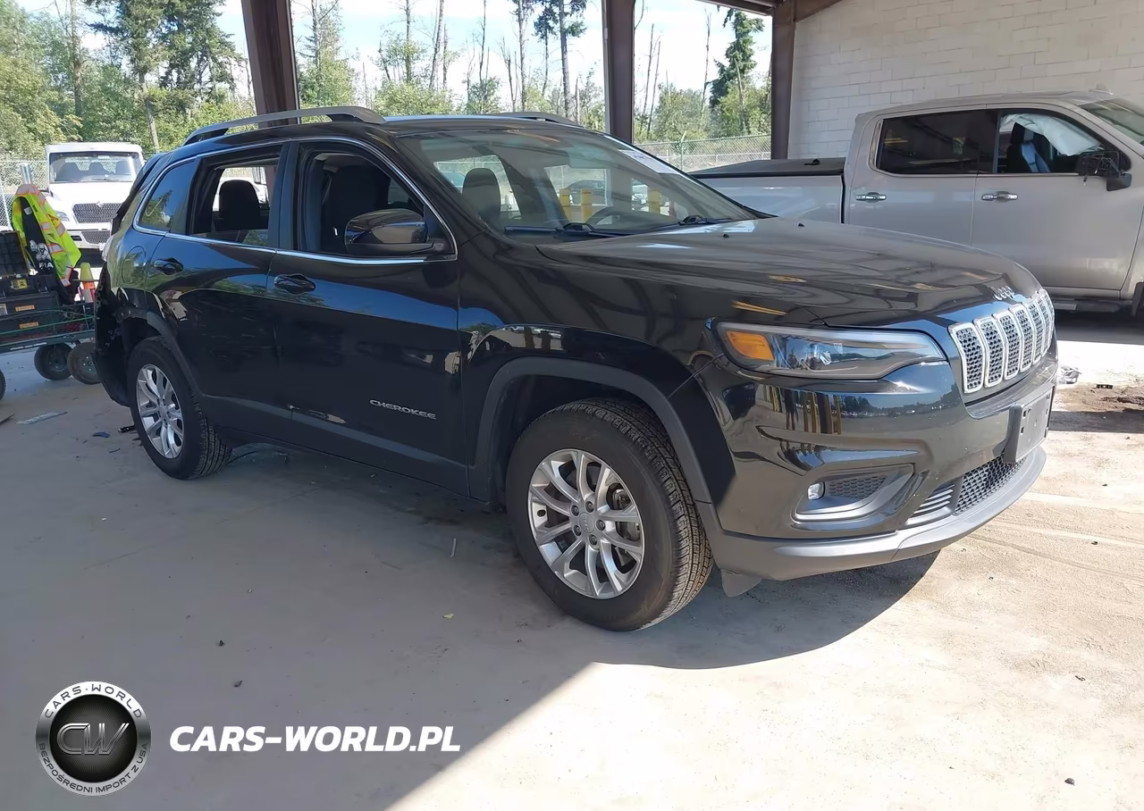 2019 Jeep Cherokee Latitude 4X4 – zdjęcie 1 z 16