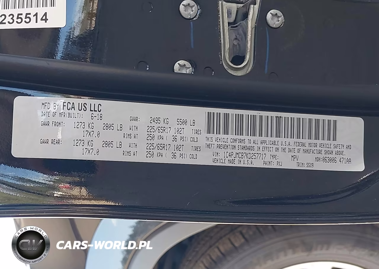 2019 Jeep Cherokee Latitude 4X4 VIN:1C4PJMCB7KD257717 - 9